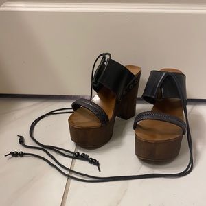 Steve Madden Lace-Up Platform Sandal